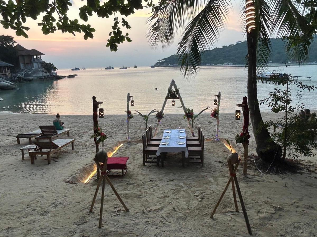 Koh Tao Relax Freedom Beach Resort Exteriör bild
