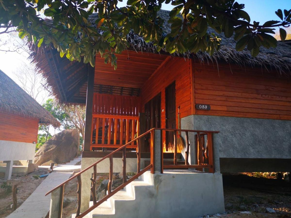 Koh Tao Relax Freedom Beach Resort Exteriör bild